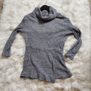 ‎Free People Gray long sleeve sweater